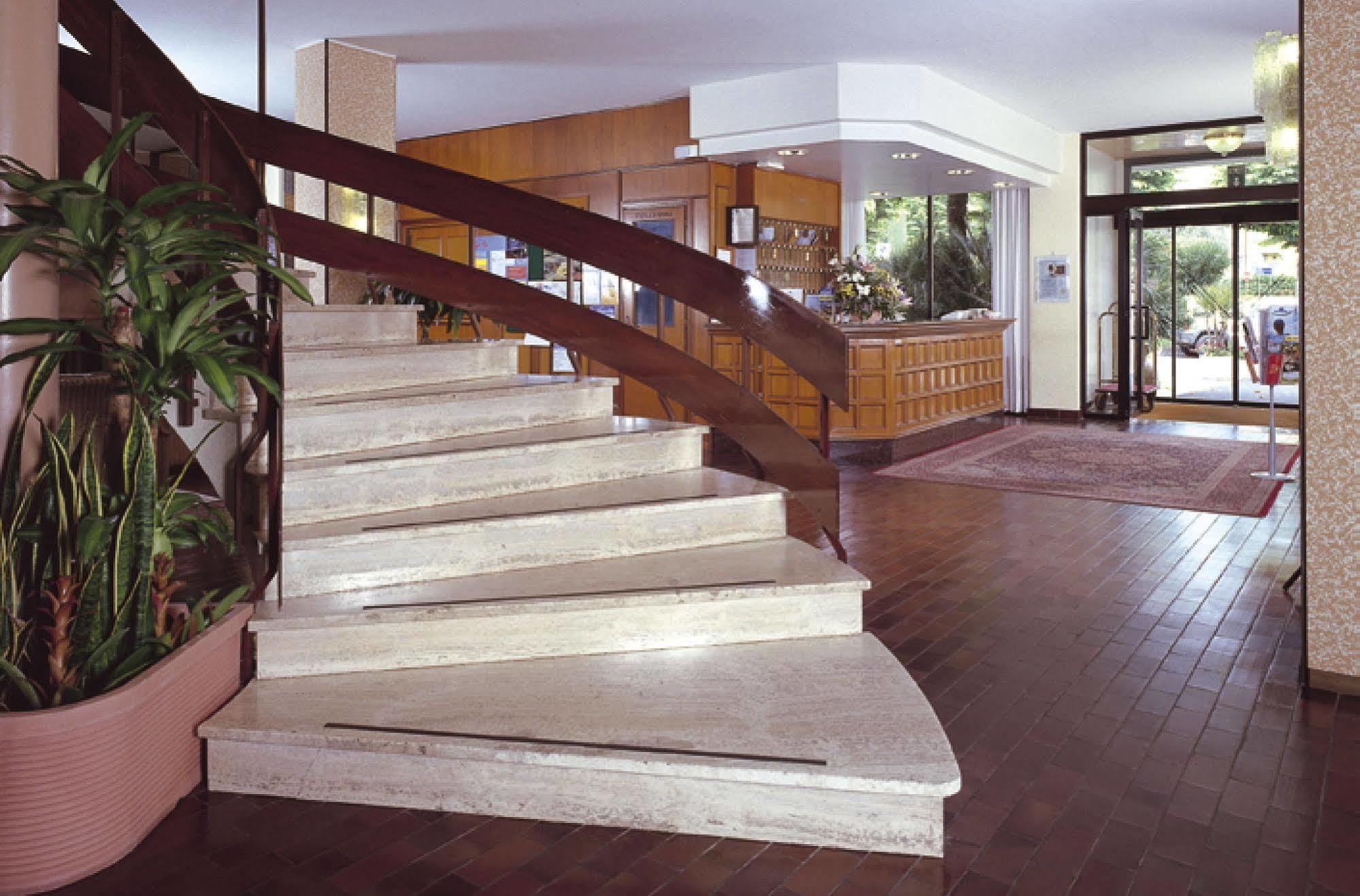 ברדולינו Hotel Nettuno מראה חיצוני תמונה